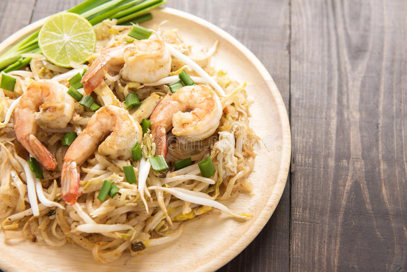 Tumnak Thai Food & Pho